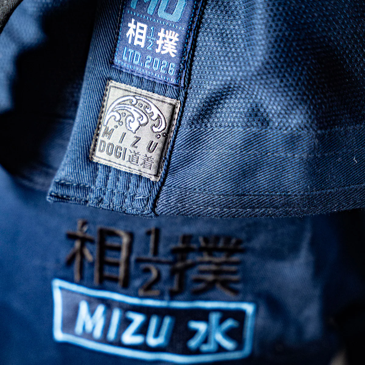 BJJ Gi Half Sumo Mizu "Storm" Azul Marino  - Image 10
