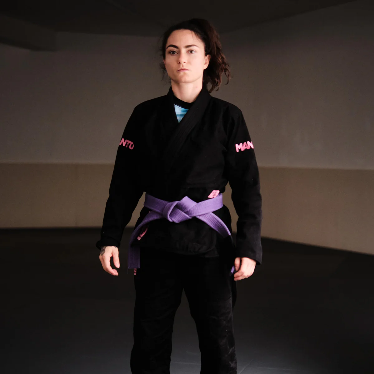 BJJ Gi Manto Rise 2.0 Negro-rosa - Image 13