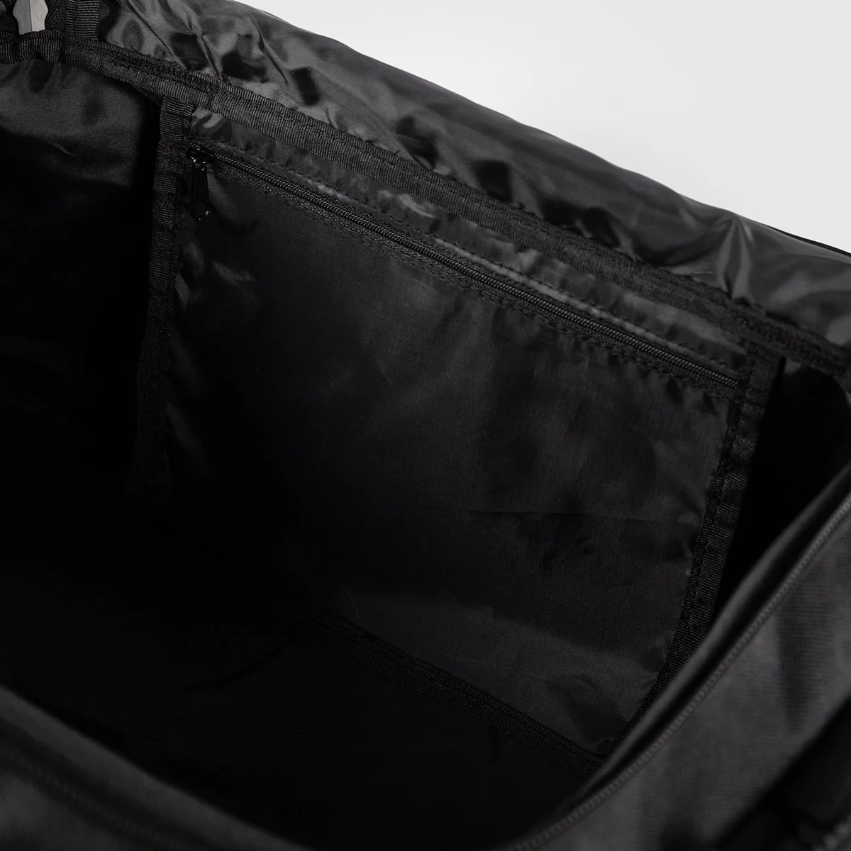 bolsa Venum Essential 26 Lt Negro  - Image 6