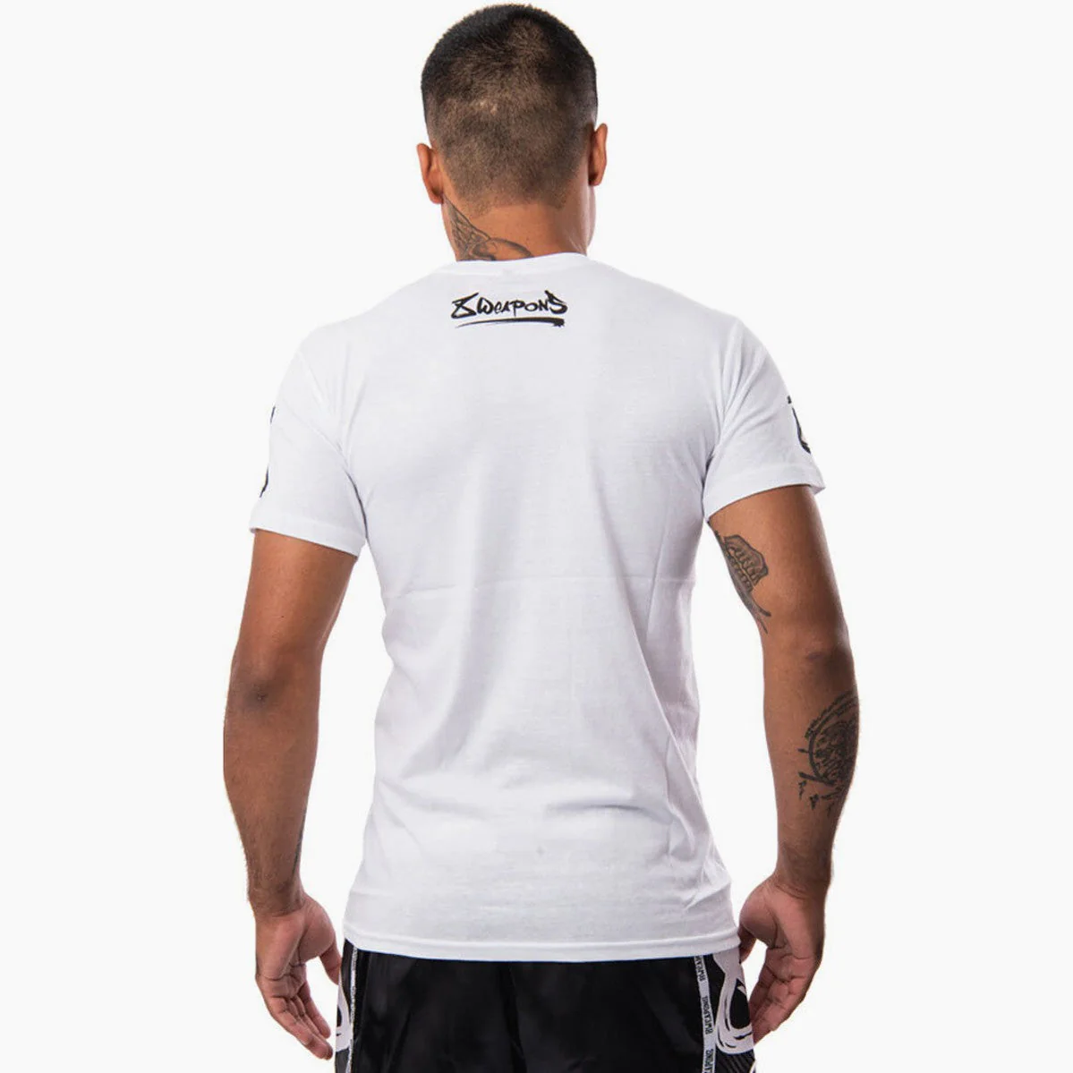 Camiseta 8 Weapons Sak Yant Tigers  - Image 4