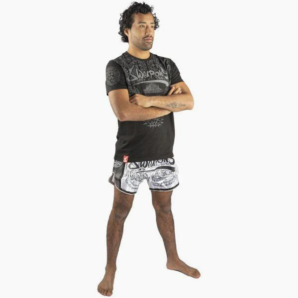 Camiseta 8 Weapons Yantra negro  - Image 9