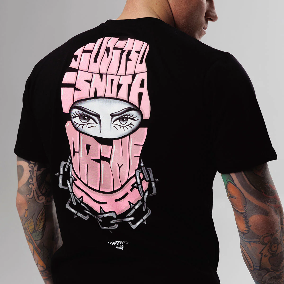 Camiseta Manto Legal Negro  - Image 8