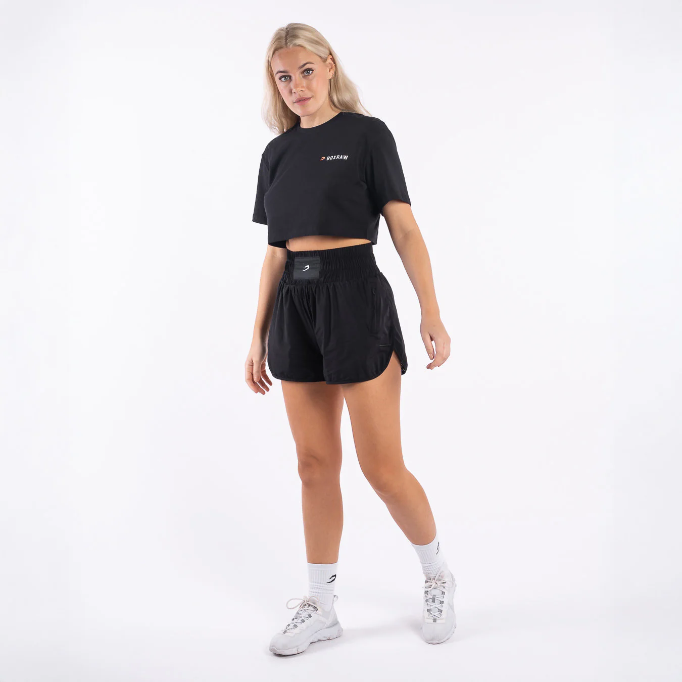 Camiseta mujer Boxraw We Don't Play Boxing Crop Negro  - Image 3