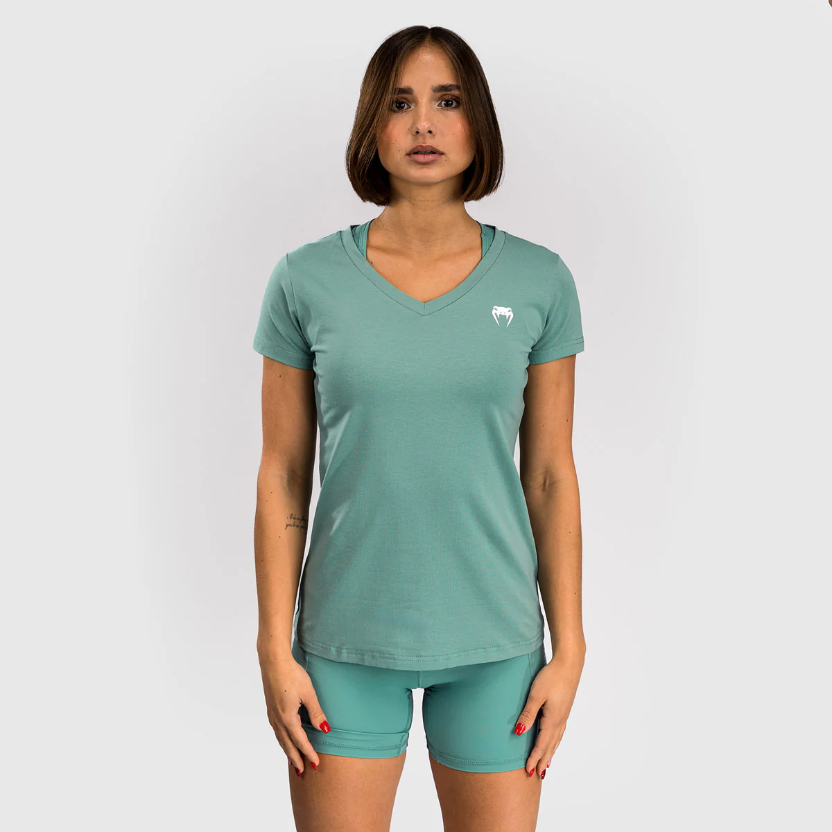 Camiseta Mujer Venum Essential Verde agua  - Image 2