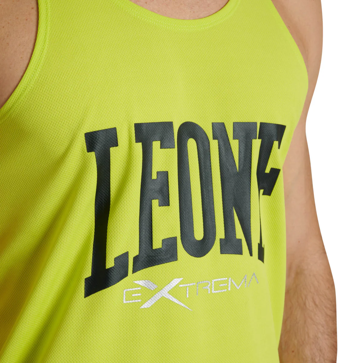 Camiseta sin mangas Leone Logo ABX118 Verde lima - Image 3