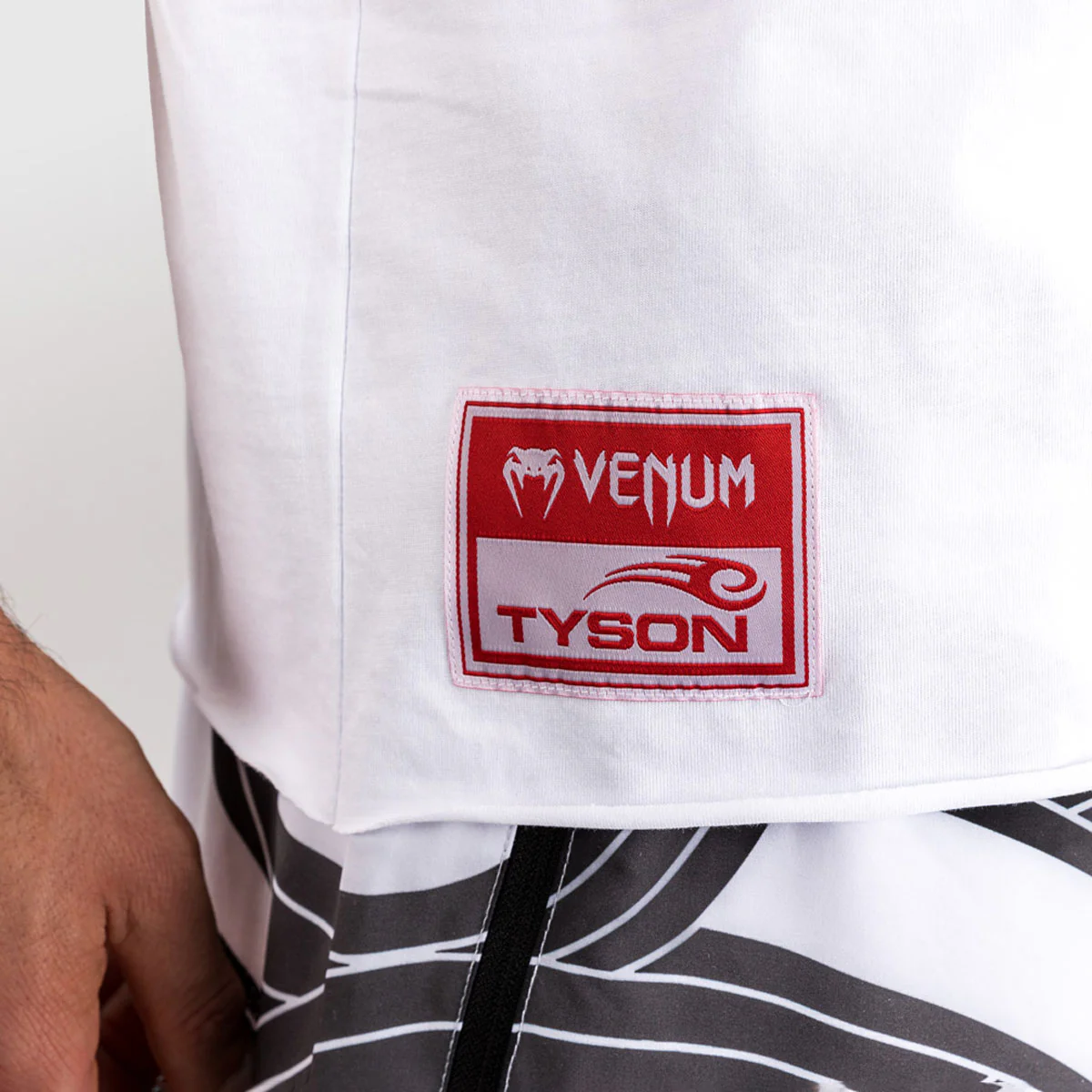 Camiseta sin mangas Venum x Mike Tyson Blanco  - Image 5