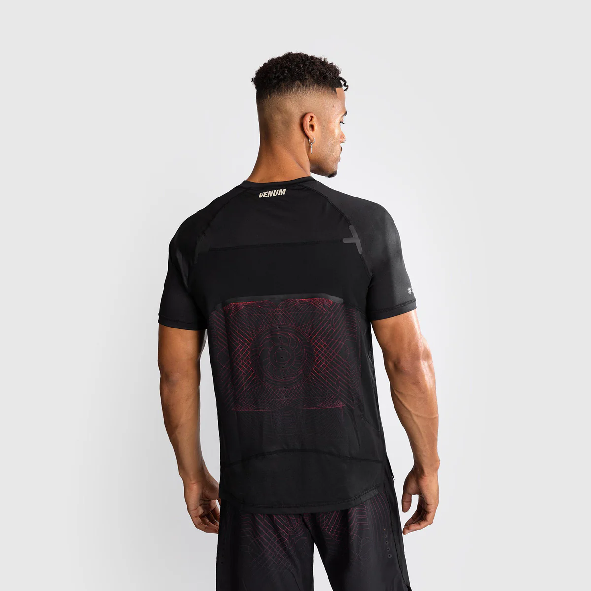 Camiseta Venum G-Fit Air Dry Tech negro rojo  - Image 3