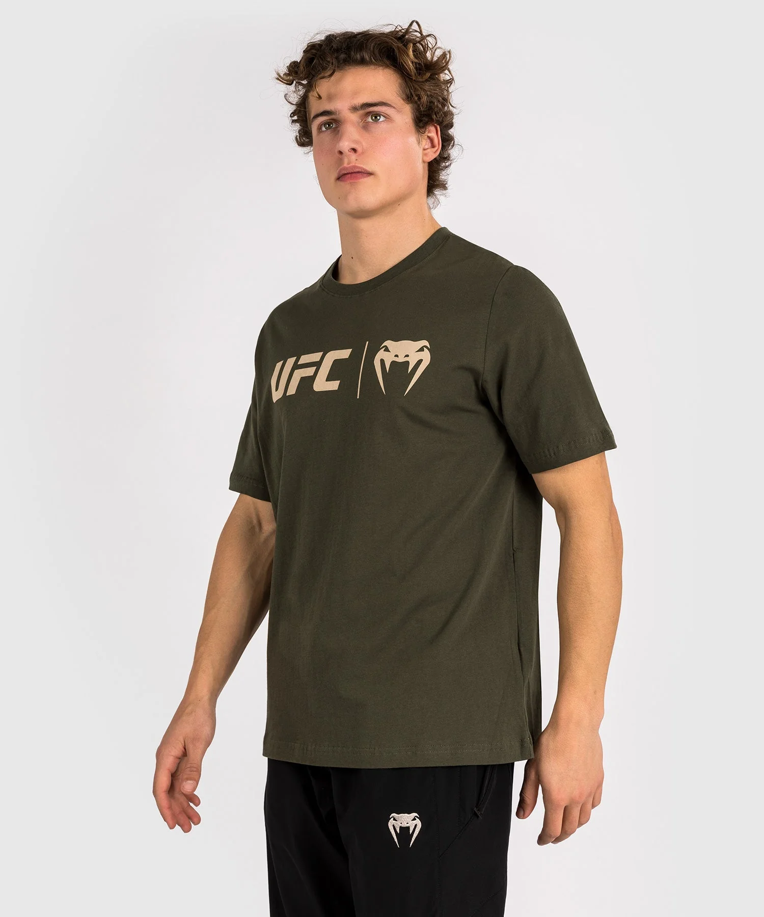 Camiseta Venum Classic UFC  - Image 17
