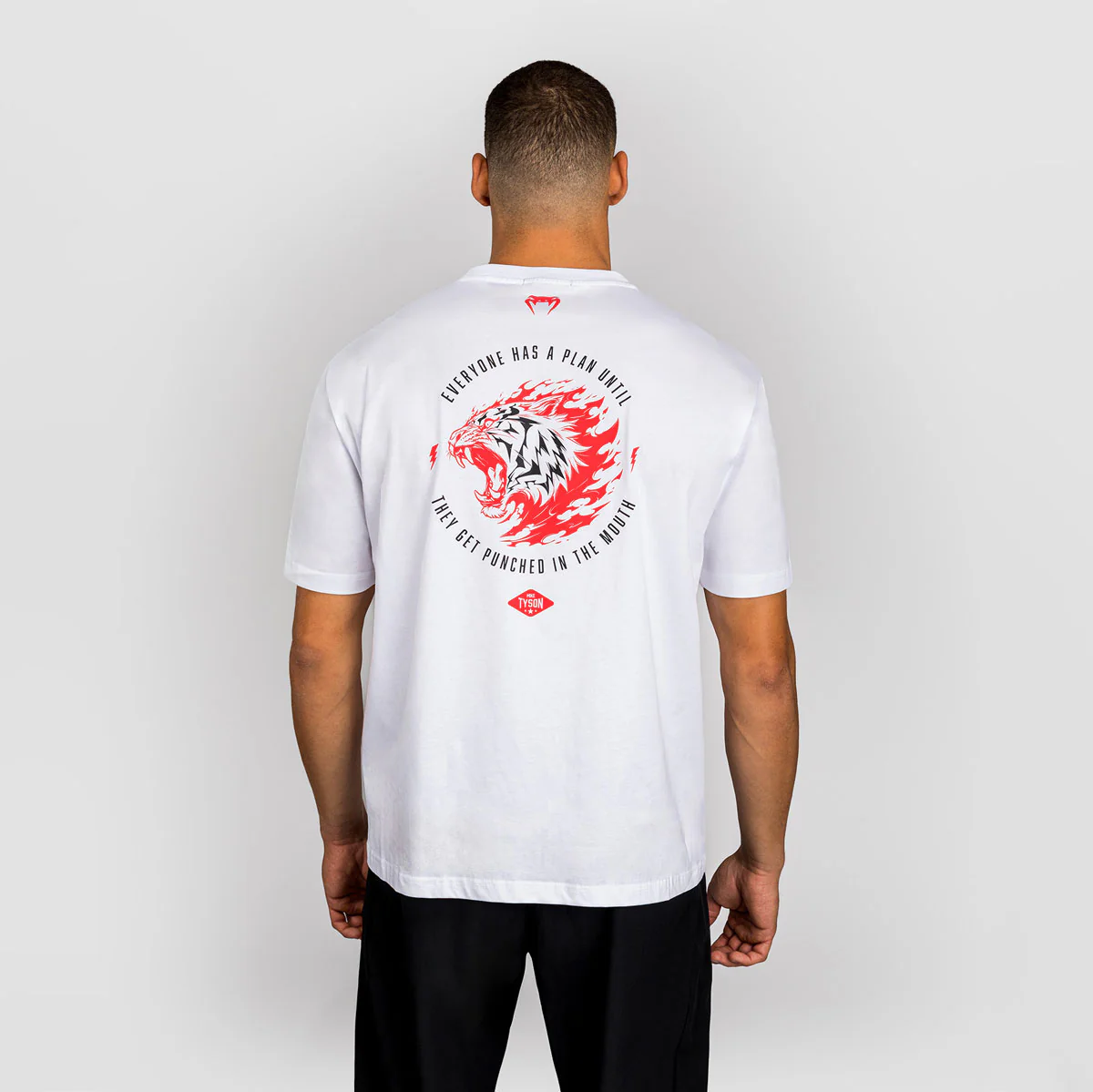 Camiseta Venum x Mike Tyson Tiger Blanco  - Image 3