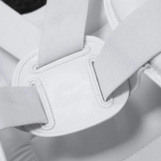 Chaleco protector Karate Principiantes U14 Adidas WKF - Image 3