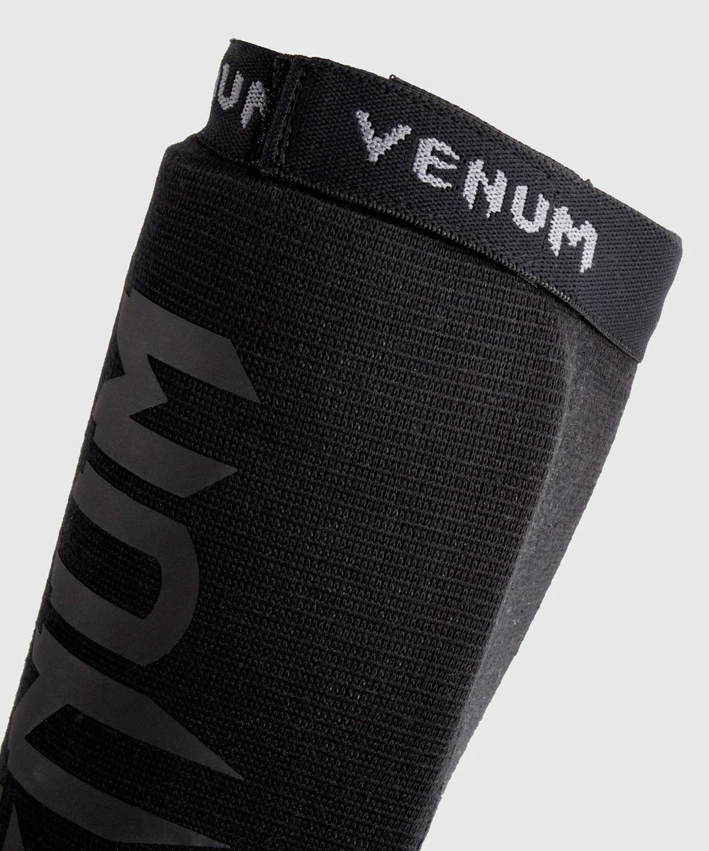 Espinilleras con protector de pies a media Venum Kontact  - Image 10