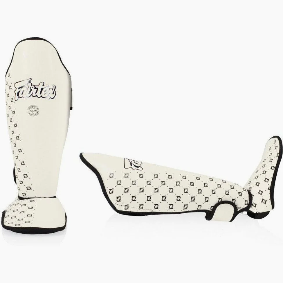 Espinilleras Fairtex Competición SP5 con parapiés Blanco  - Image 2