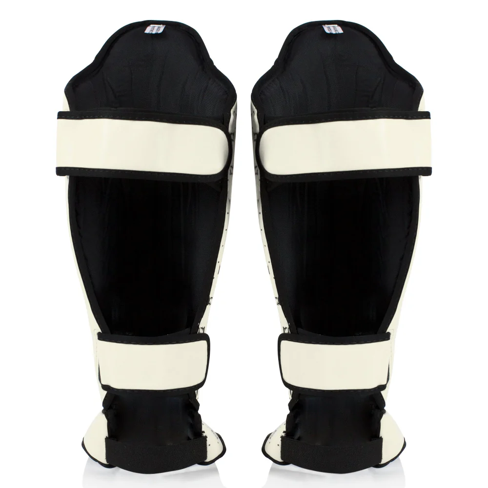 Espinilleras Fairtex Competición SP5 con parapiés Blanco  - Image 3