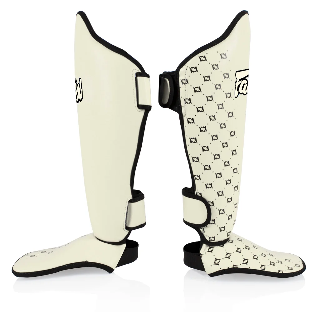 Espinilleras Fairtex Competición SP5 con parapiés Blanco  - Image 4