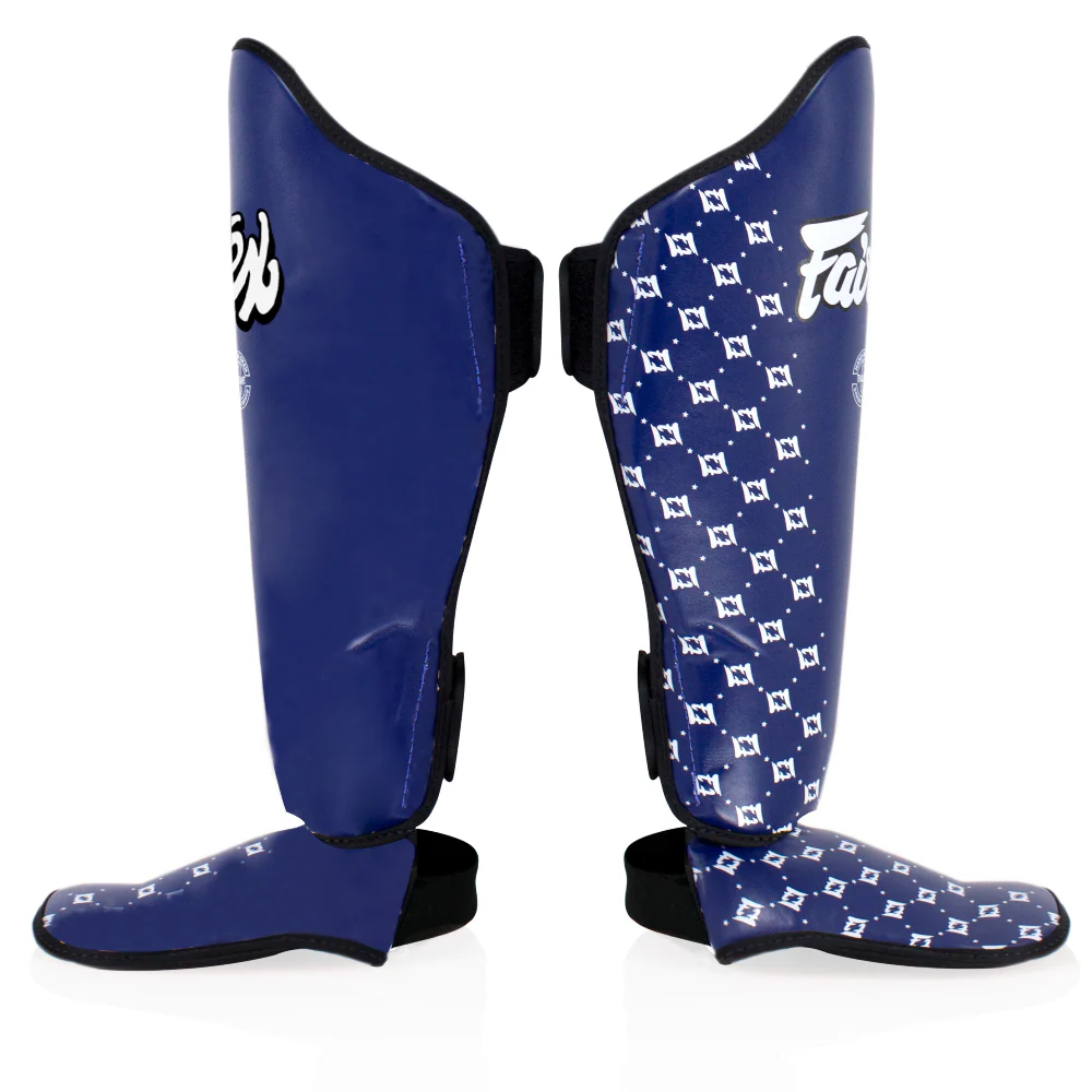 Espinilleras Fairtex Competencia SP5 con parapiés Azul  - Image 4