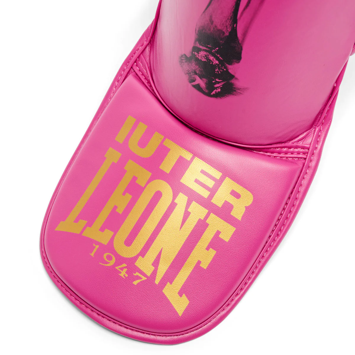 Espinilleras Leone Iuter PT01IU con parapiés Fucsia  - Image 5