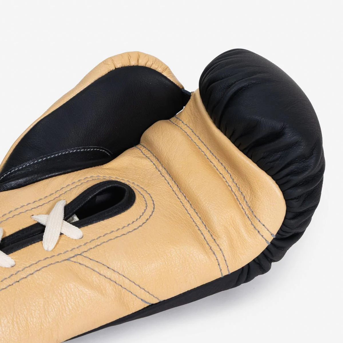 Guantes de boxeo Di Nardo con Cordones 12 Oz Negro-arena - Image 10