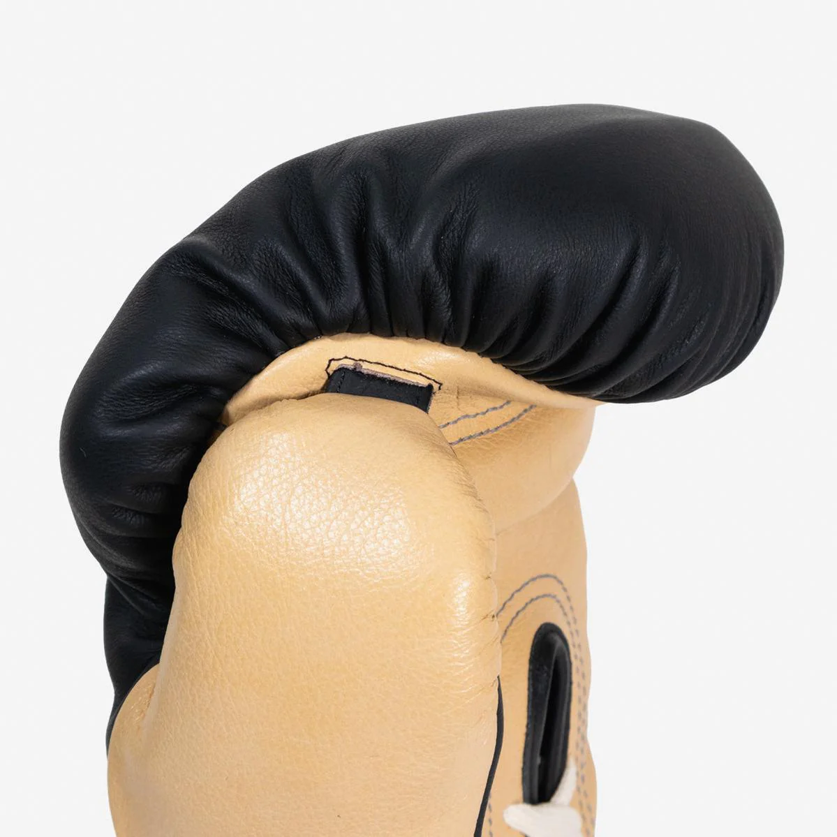 Guantes de boxeo Di Nardo con Cordones 12 Oz Negro-arena - Image 7