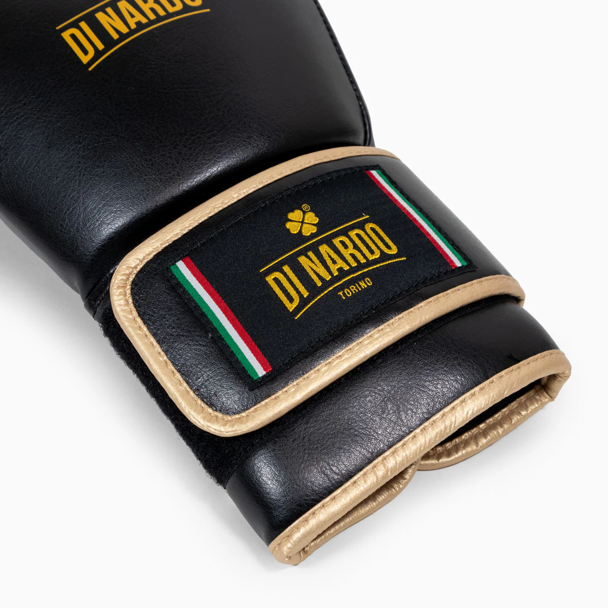 Guantes de boxeo Di Nardo Encubierto con Velcro Negro-oro - Image 11