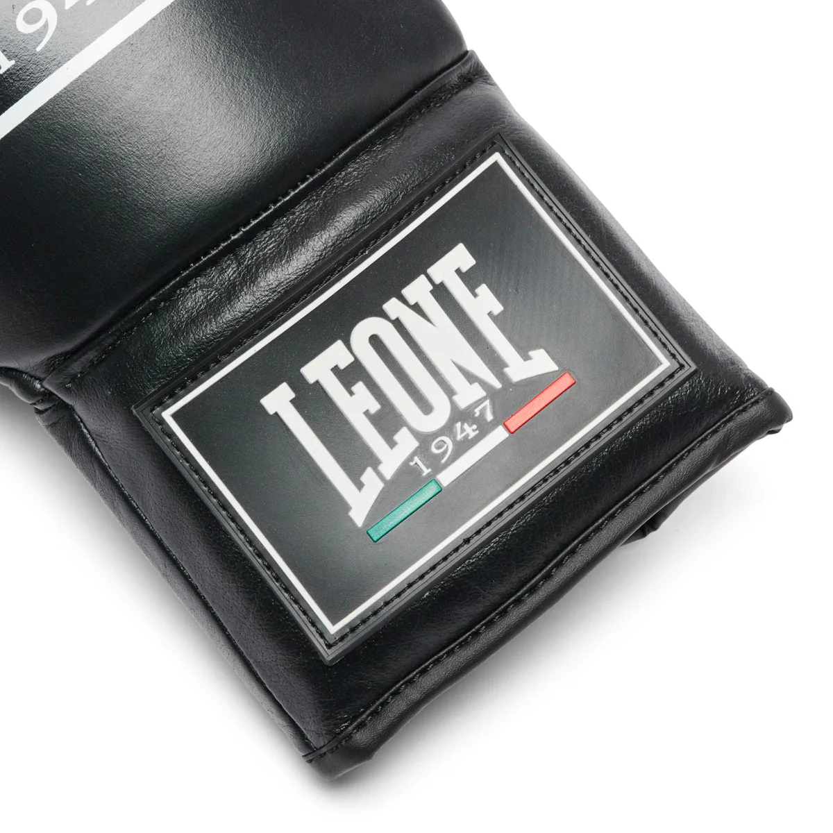 Guantes de boxeo Leone Shock Pro con cordones GN057L Negro - Image 5