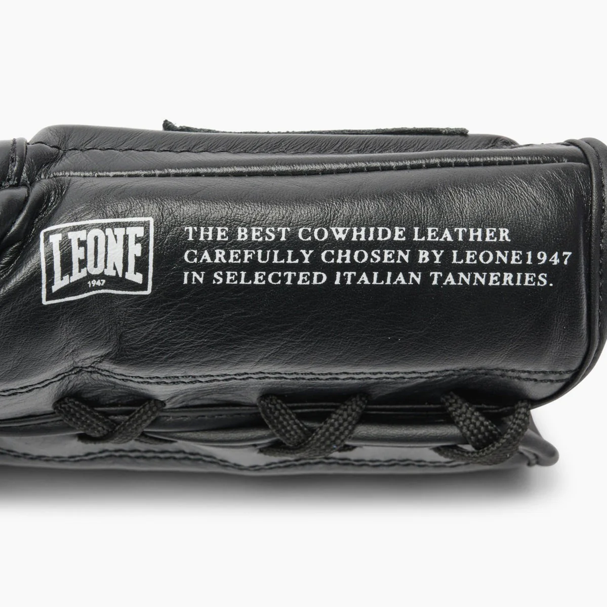 Guantes de boxeo Leone The Greatest con cordones GN111L - Image 40