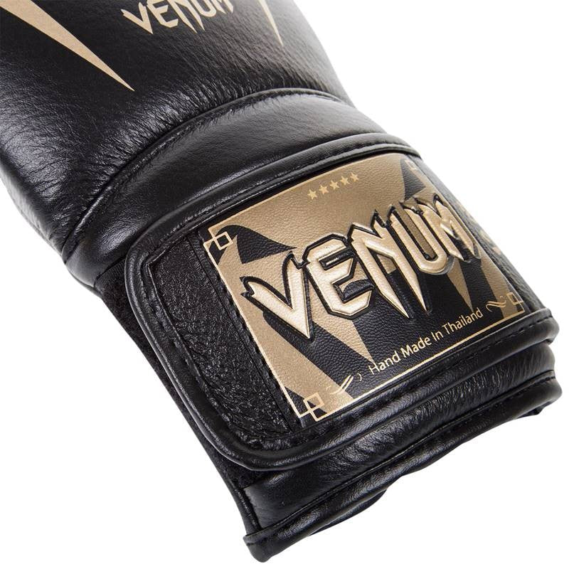 Guantes de boxeo de Boxeo Venum Giant 3.0 Negro-Oro  - Image 3