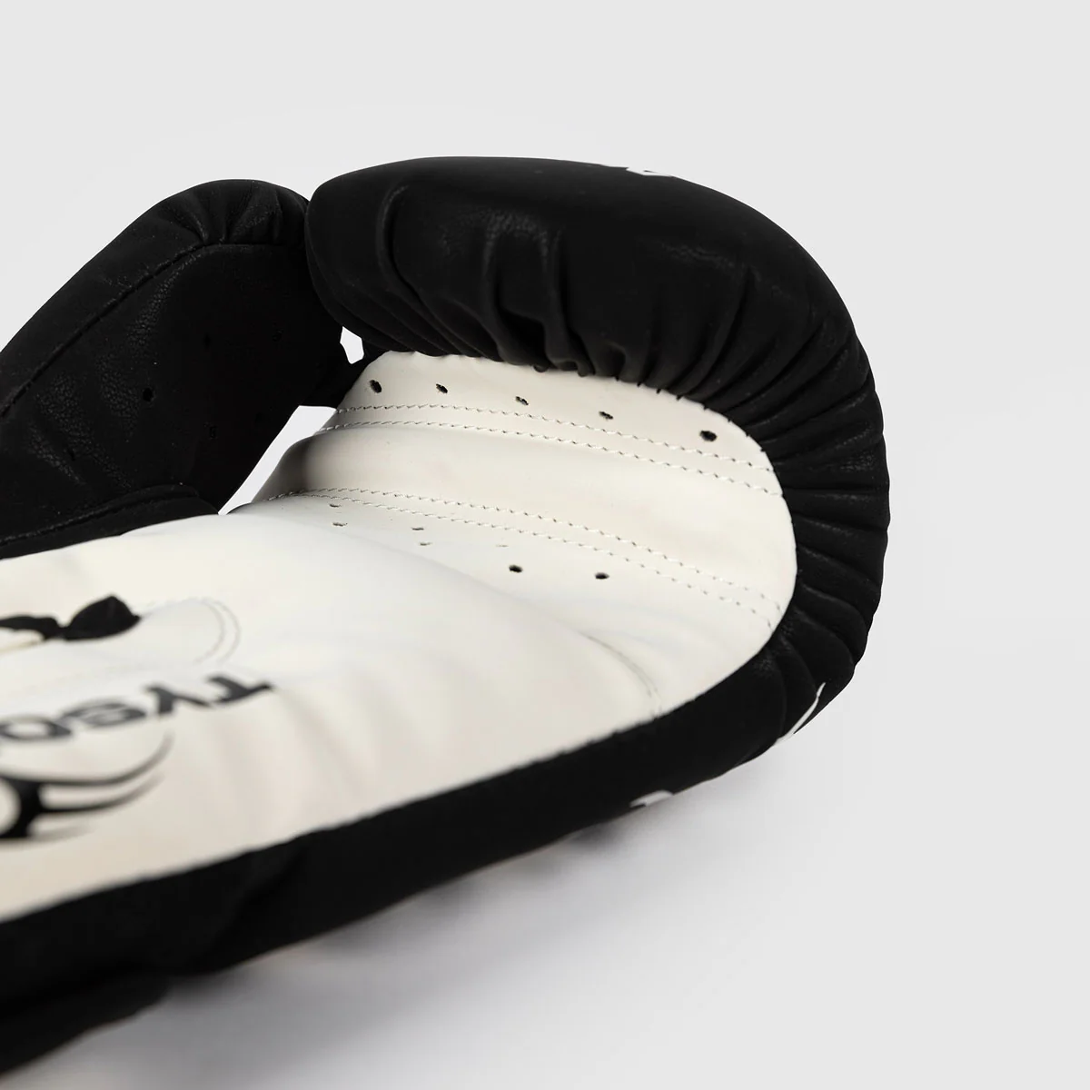 Guantes de boxeo Venum Mike Tyson Replica  - Image 5
