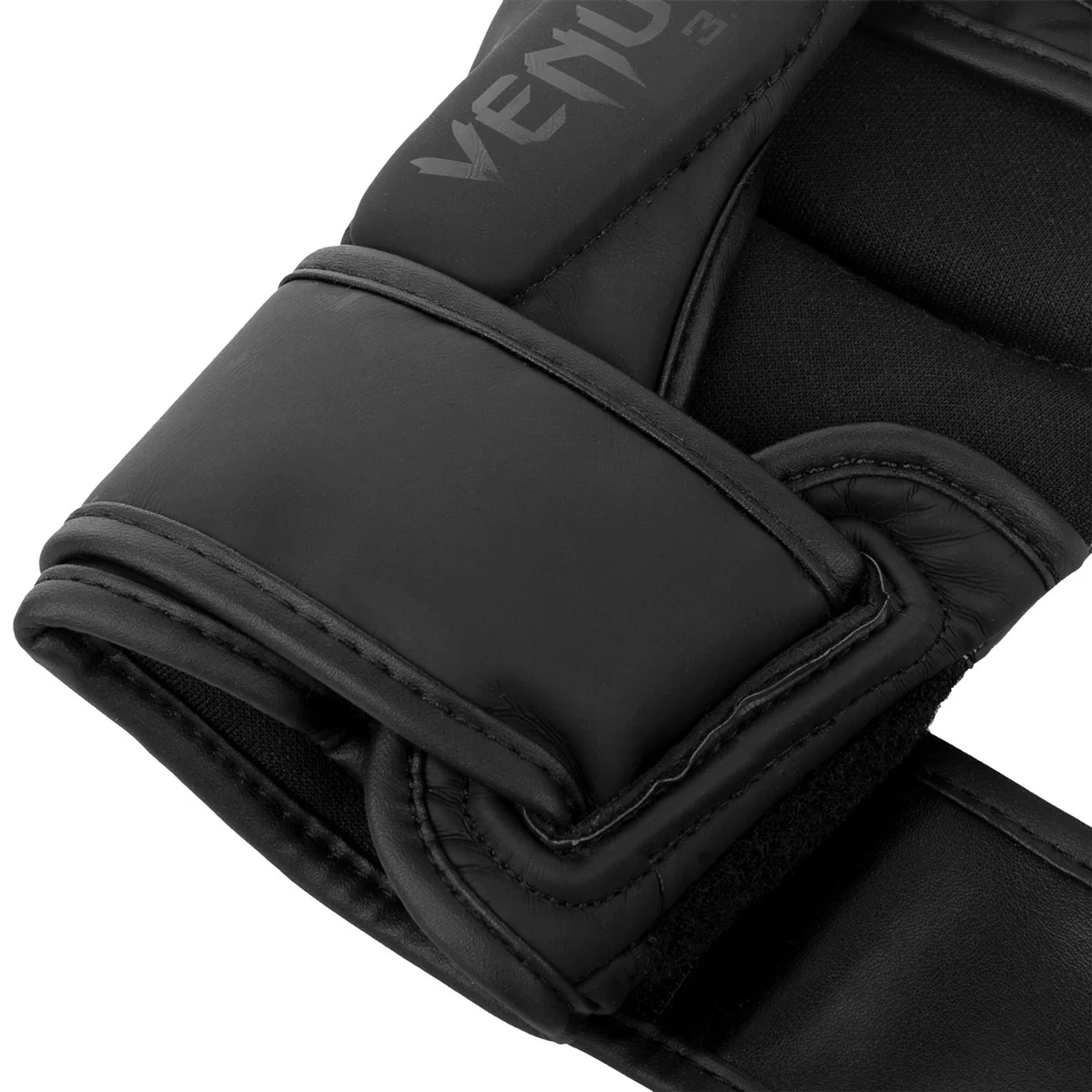 Guantes MMA 7 Oz Venum Challenger 3.0 - Image 32