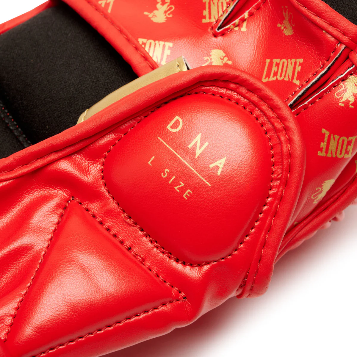 Guantes MMA Leone DNA 7 oz GP144 con pulgar  - Image 16