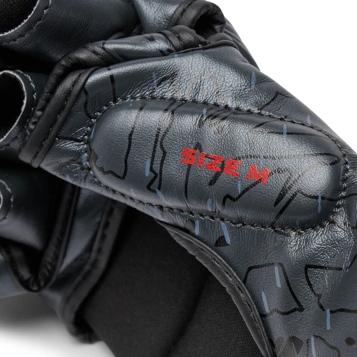 Guantes MMA Leone Primal Instinct Entrenamiento GP116 con pulgar Negro  - Image 6