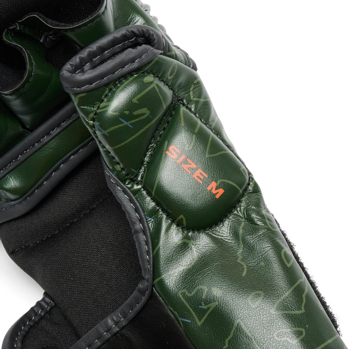 Guantes MMA Leone Primal Instinct Entrenamiento GP116 con pulgar Verde  - Image 7