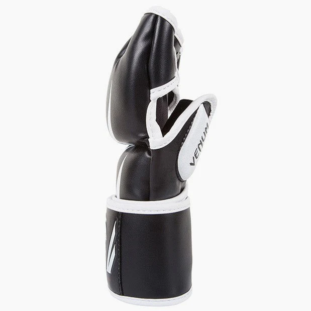 Guantes MMA 4 Oz Venum Challenger Negro - Image 4