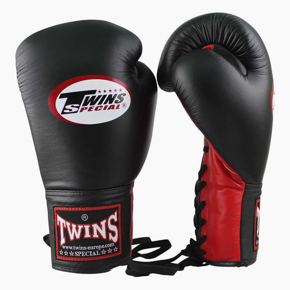 Guantes Muay Thai Twins Special BGLL-1 Negro-Rojo con cordones  - Image 2