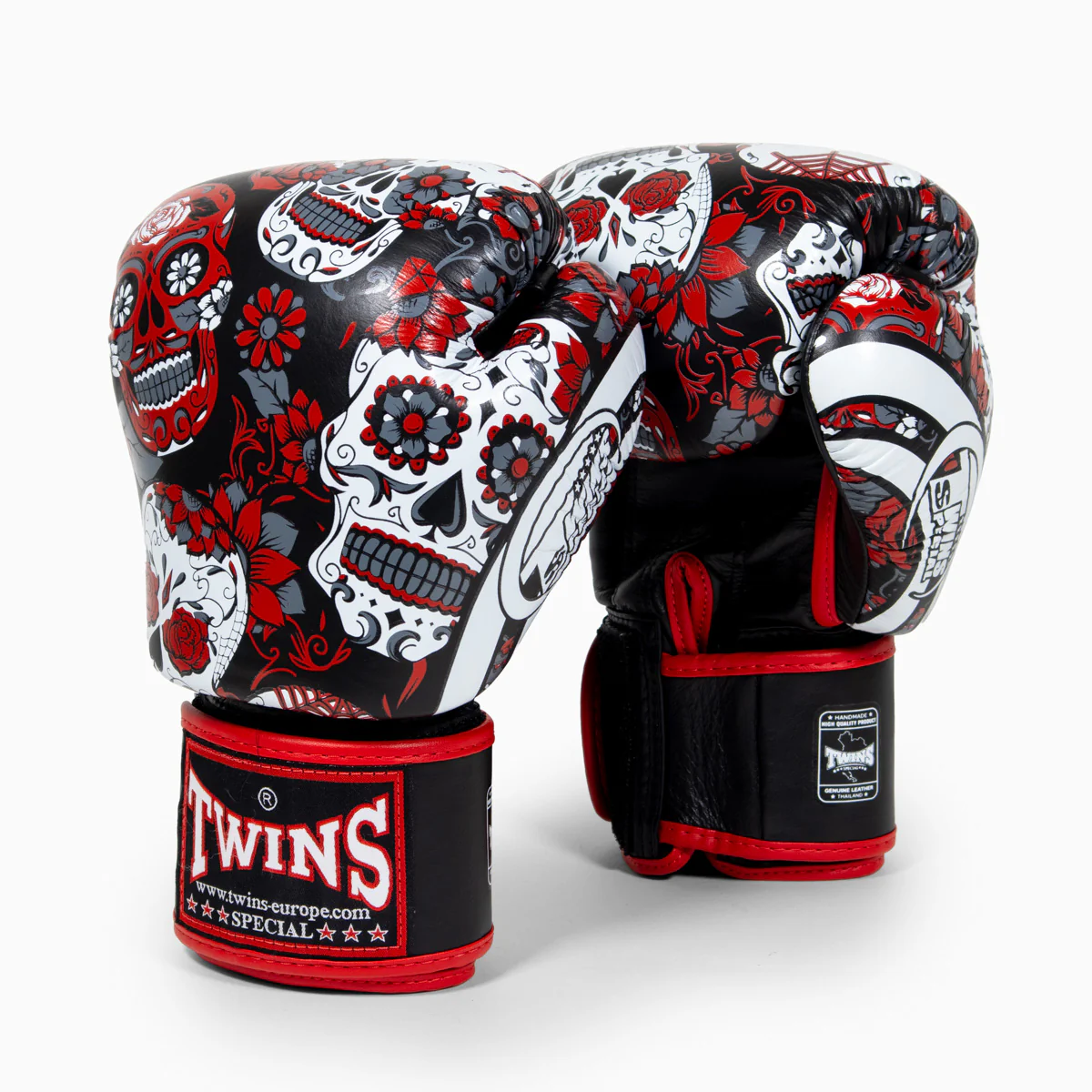 Guantes Muay Thai Twins Special FBGVL 3 Skull Rojo  - Image 2