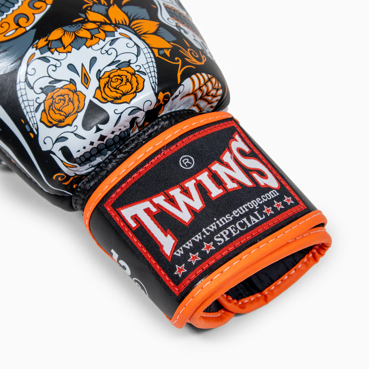 Guantes Muay Thai Twins Special FBGVL 4 Skull Naranja  - Image 7