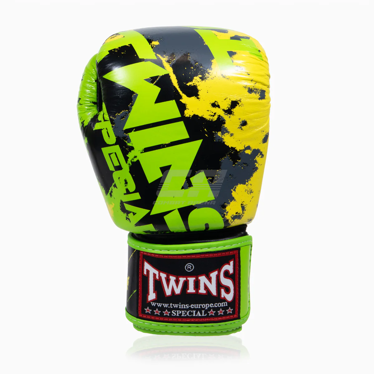 Guantes Muay Thai Twins Special FBGVL3 Candy Verde  - Image 3