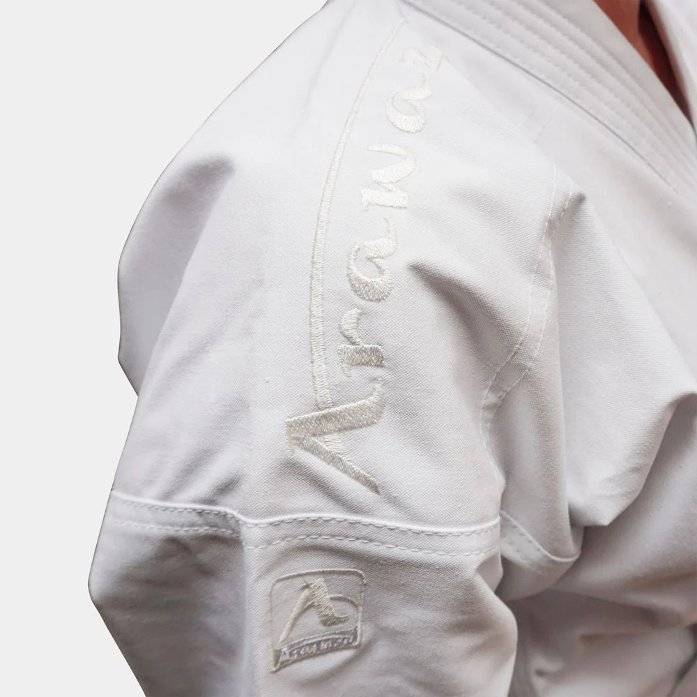 Karategui Arawaza Kata Deluxe Evo WKF bordado blanco  - Image 4
