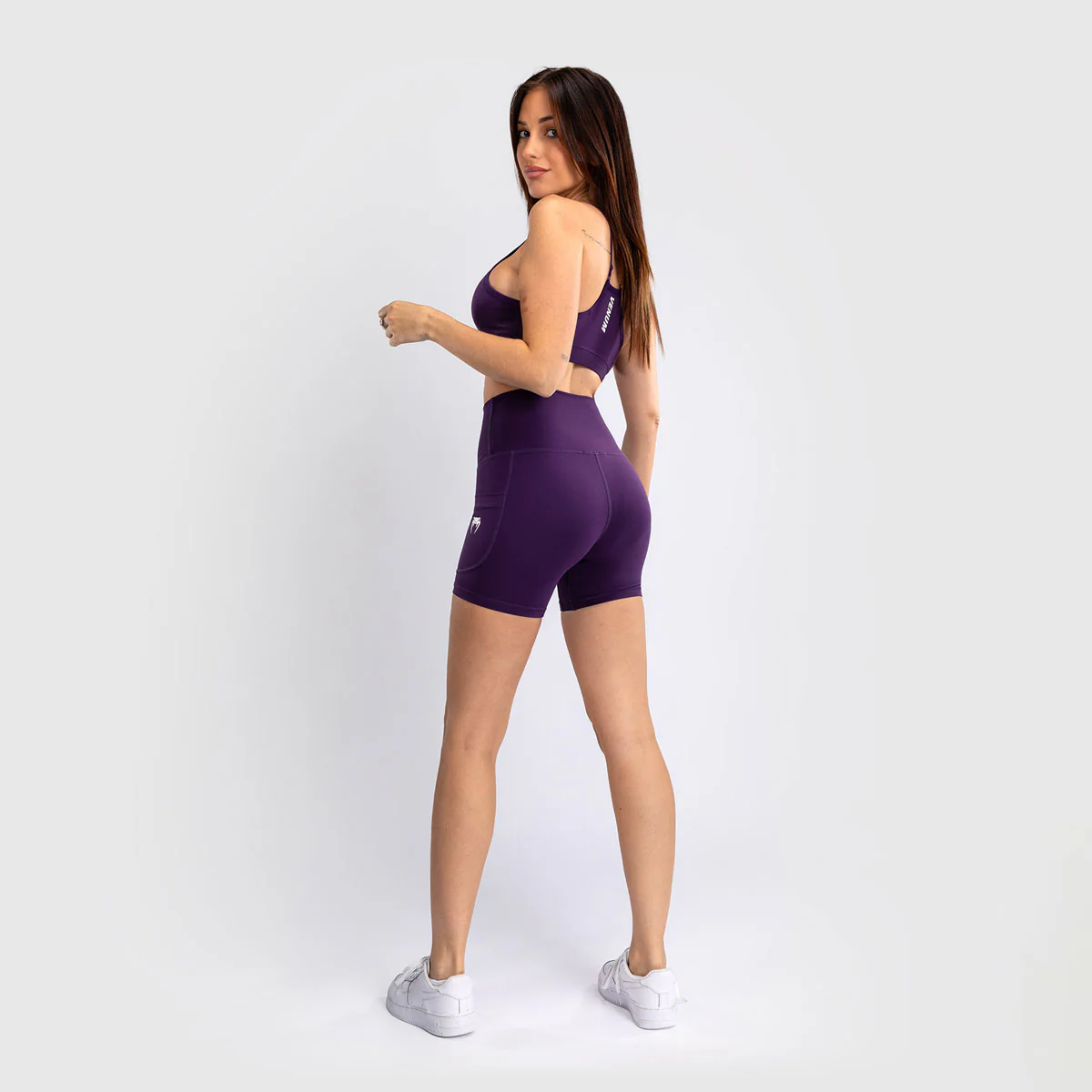 Leggings cortos Mujer Venum Essential Violeta - Image 4