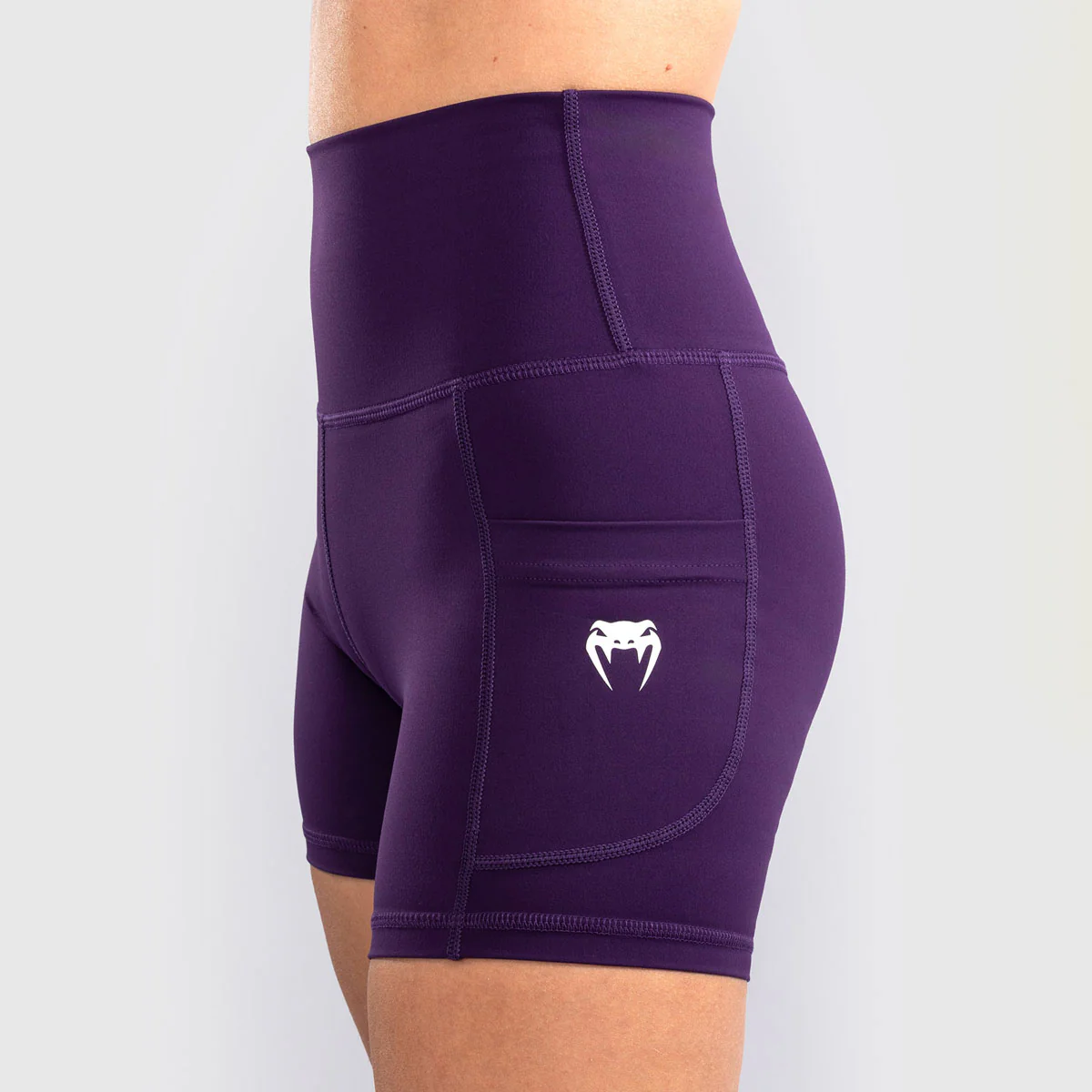 Leggings cortos Mujer Venum Essential Violeta - Image 5