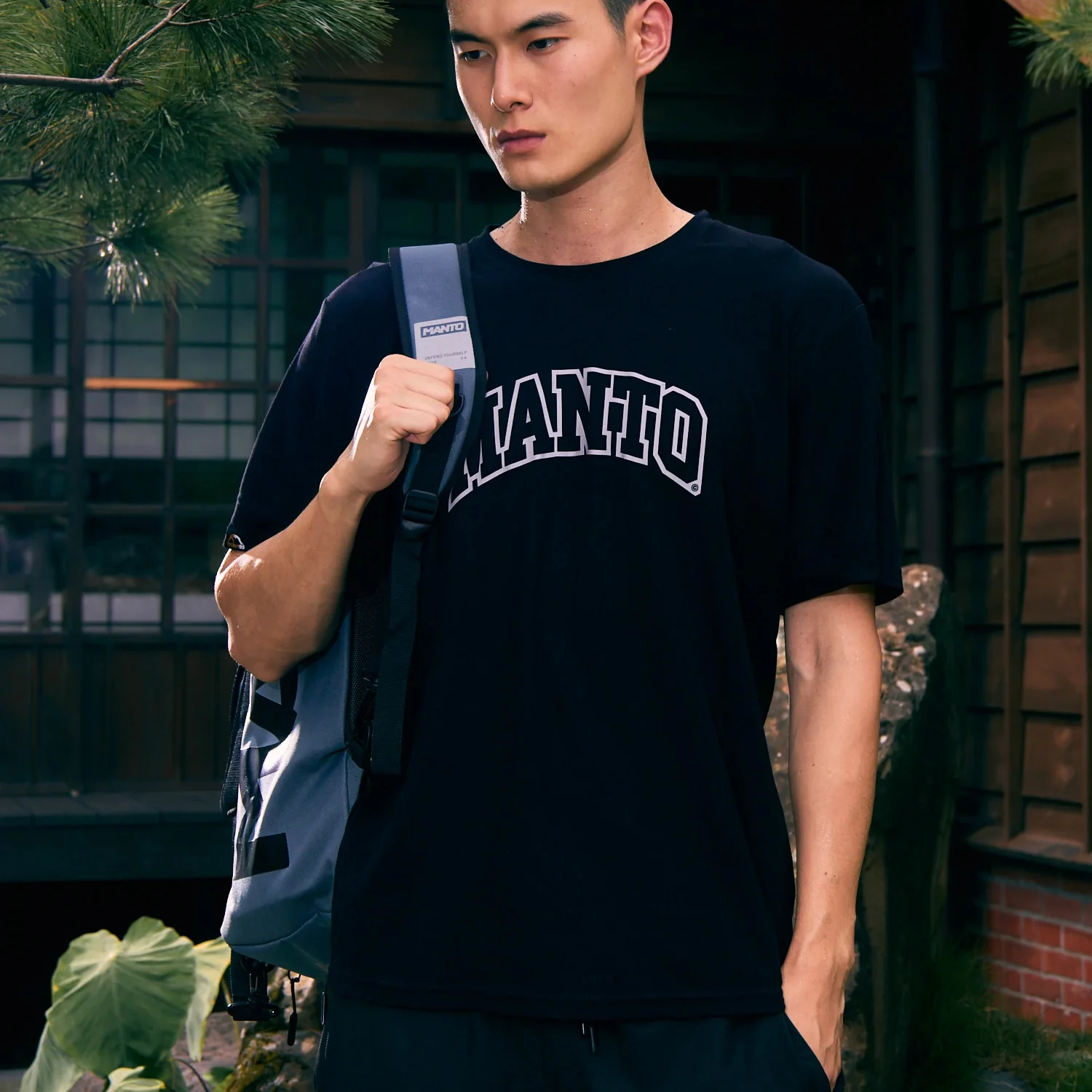 Mochila de deporte Manto Logotype Gris  - Image 8