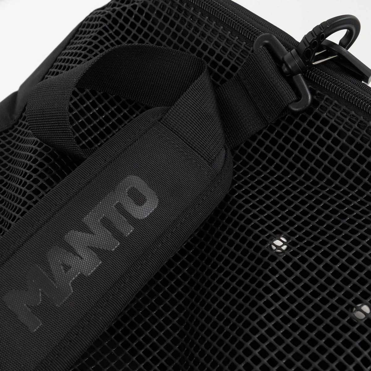 Mochila Manto SOCIETY Convertible XL Negro  - Image 11