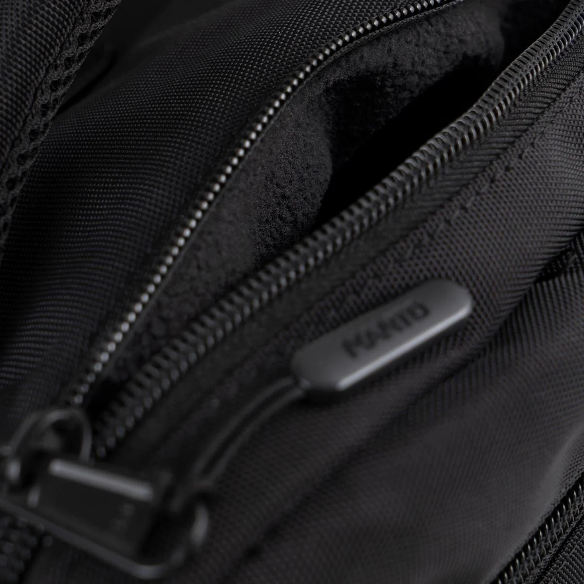 Mochila Manto SOCIETY Convertible XL Negro  - Image 7