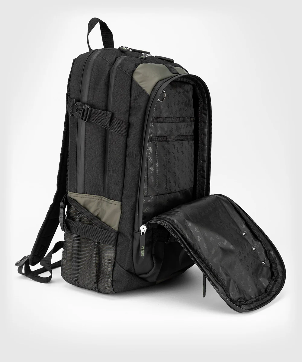 Mochila Venum Challenger Pro Evo - Image 11