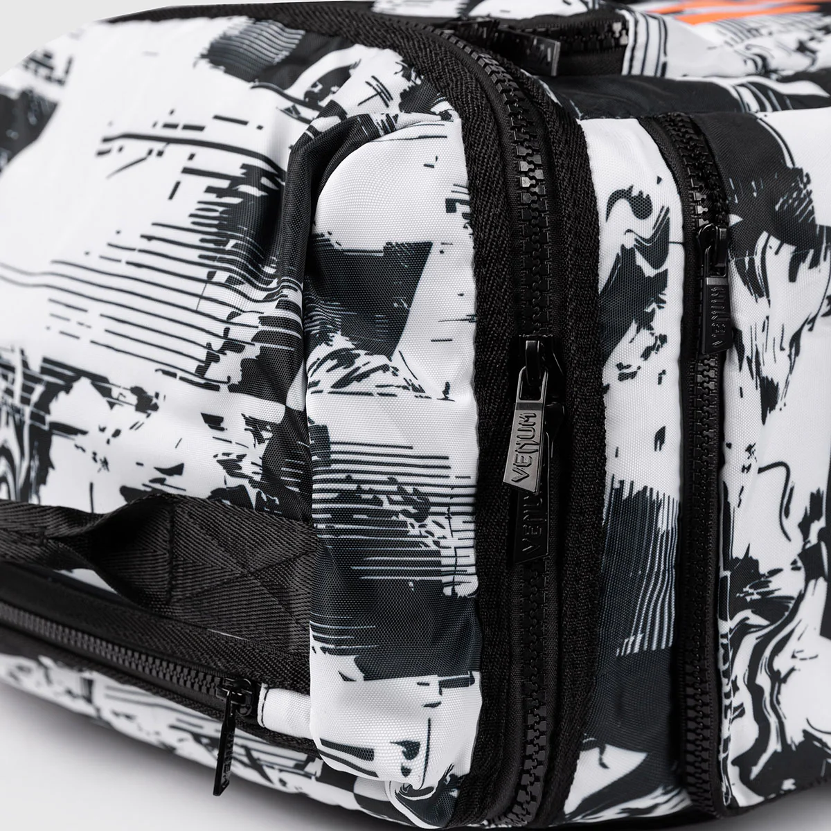 Mochila Venum UFC Zenith Semana de Pelea Auténtica  - Image 6