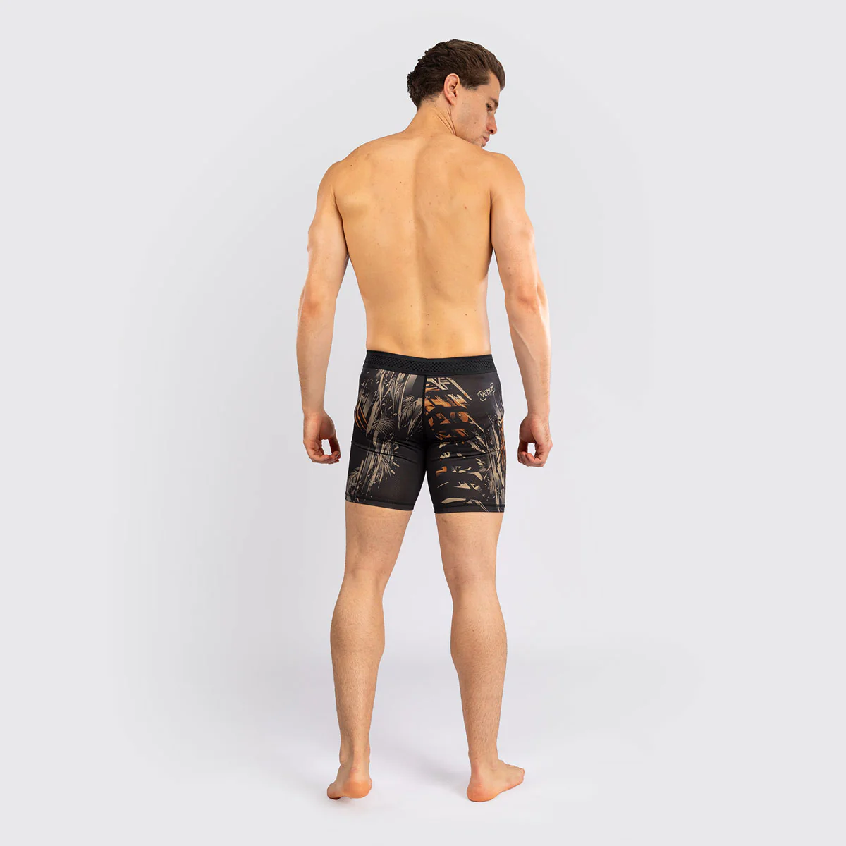 Pantalones cortos a compresión Venum Tigre Negro  - Image 3
