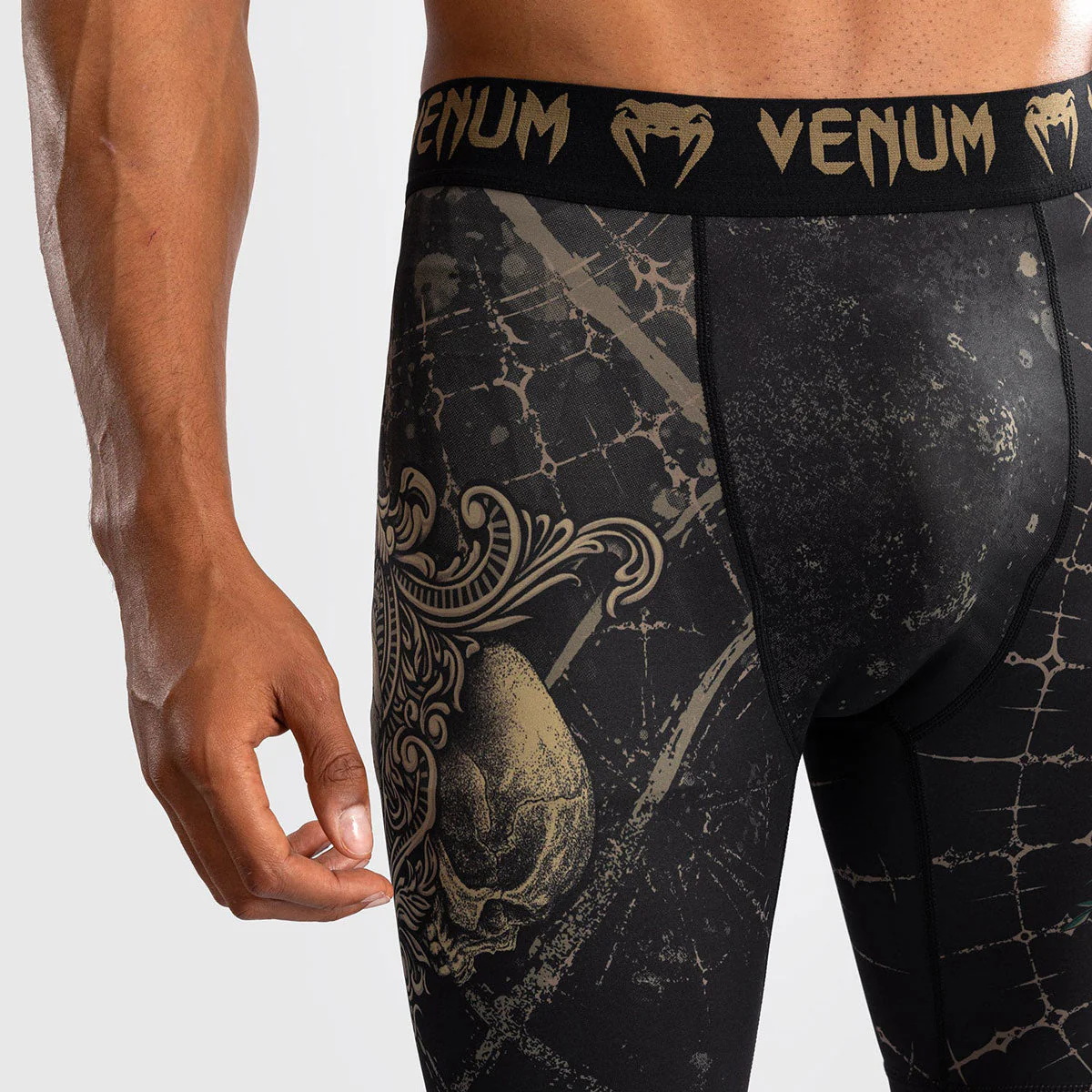 Pantalones cortos a compresión Venum Santa Muerte 5.0 - Image 5