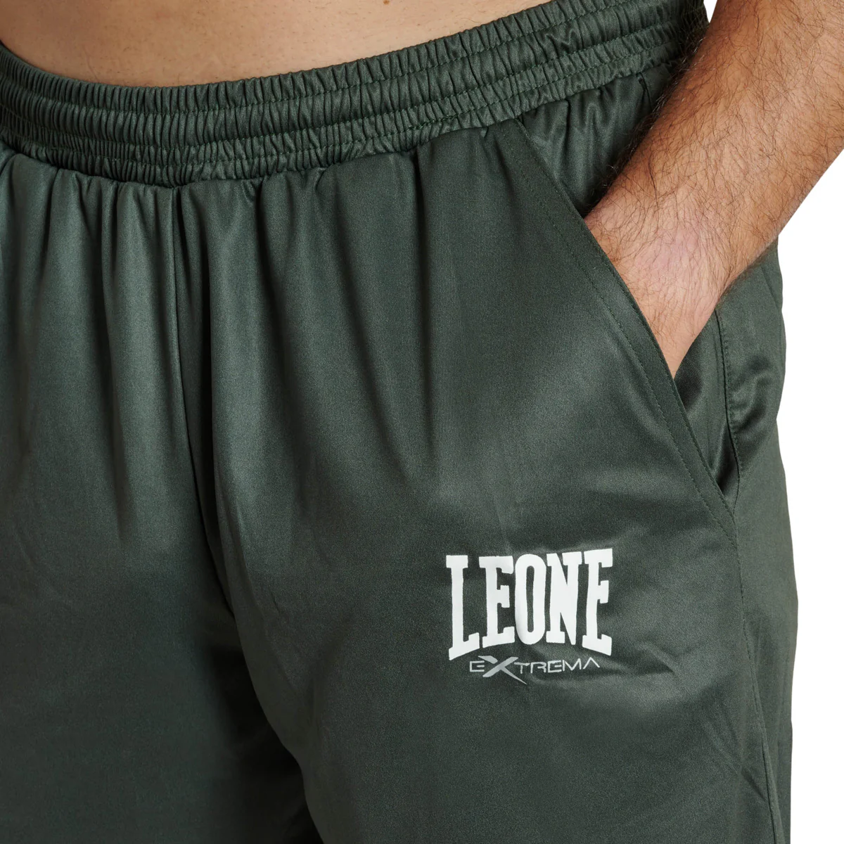 Pantalones cortos de entrenamiento Leone Logo ABX121 Verde - Image 3