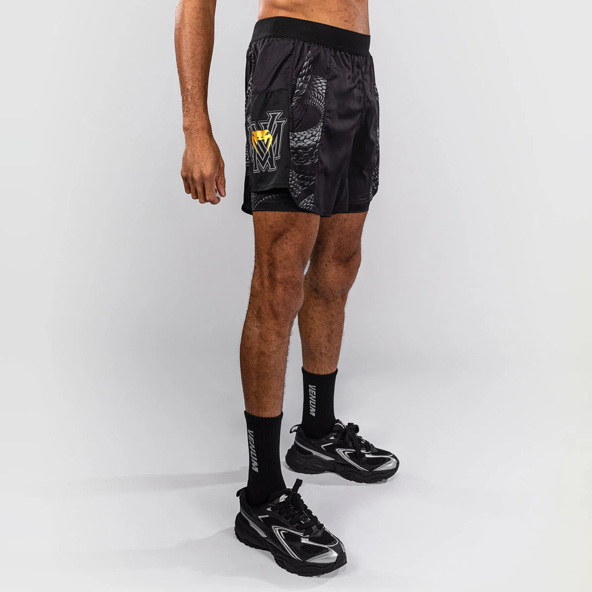 Pantalones cortos de entrenamiento Venum Matupa Negro-gris  - Image 2