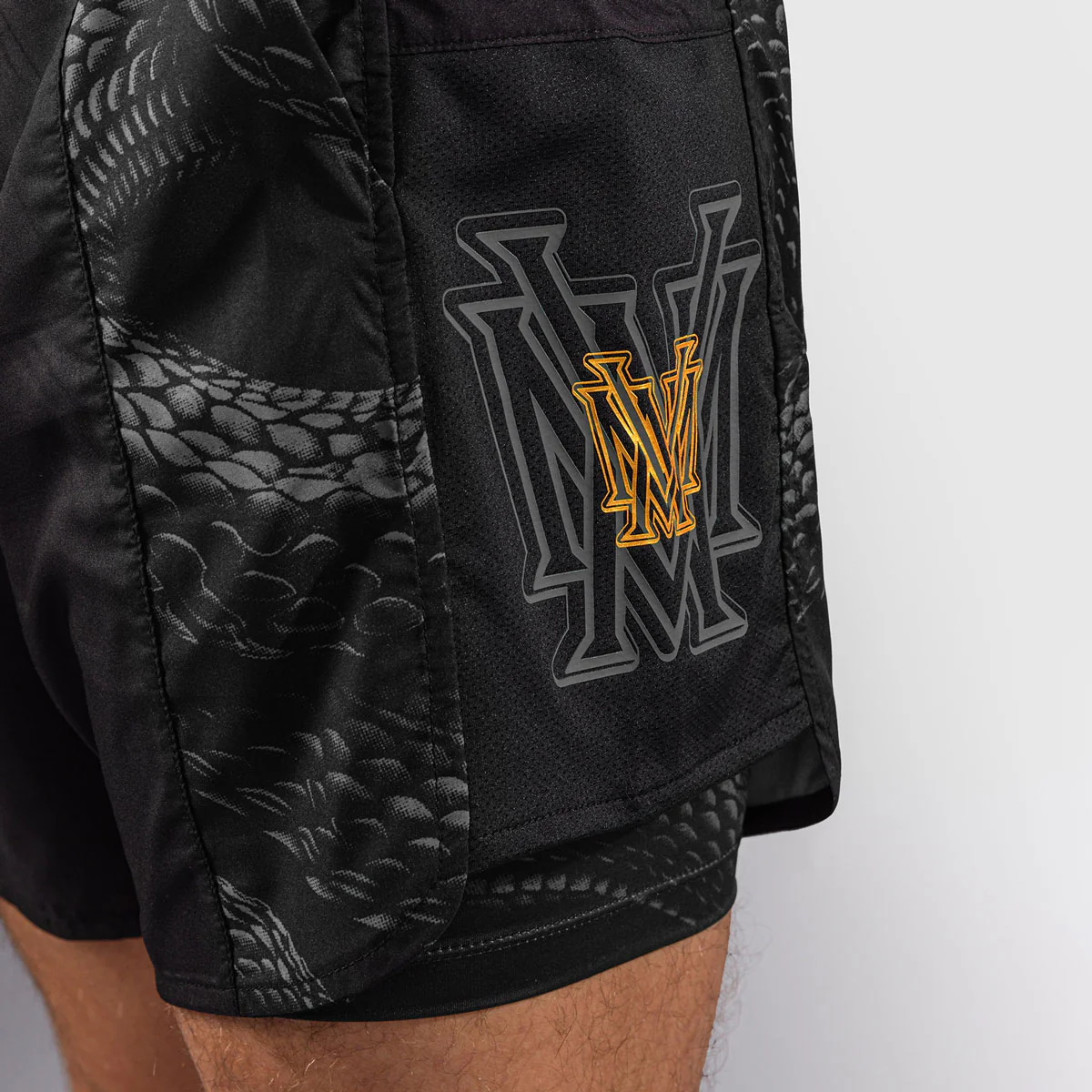 Pantalones cortos de entrenamiento Venum Matupa Negro-gris  - Image 6