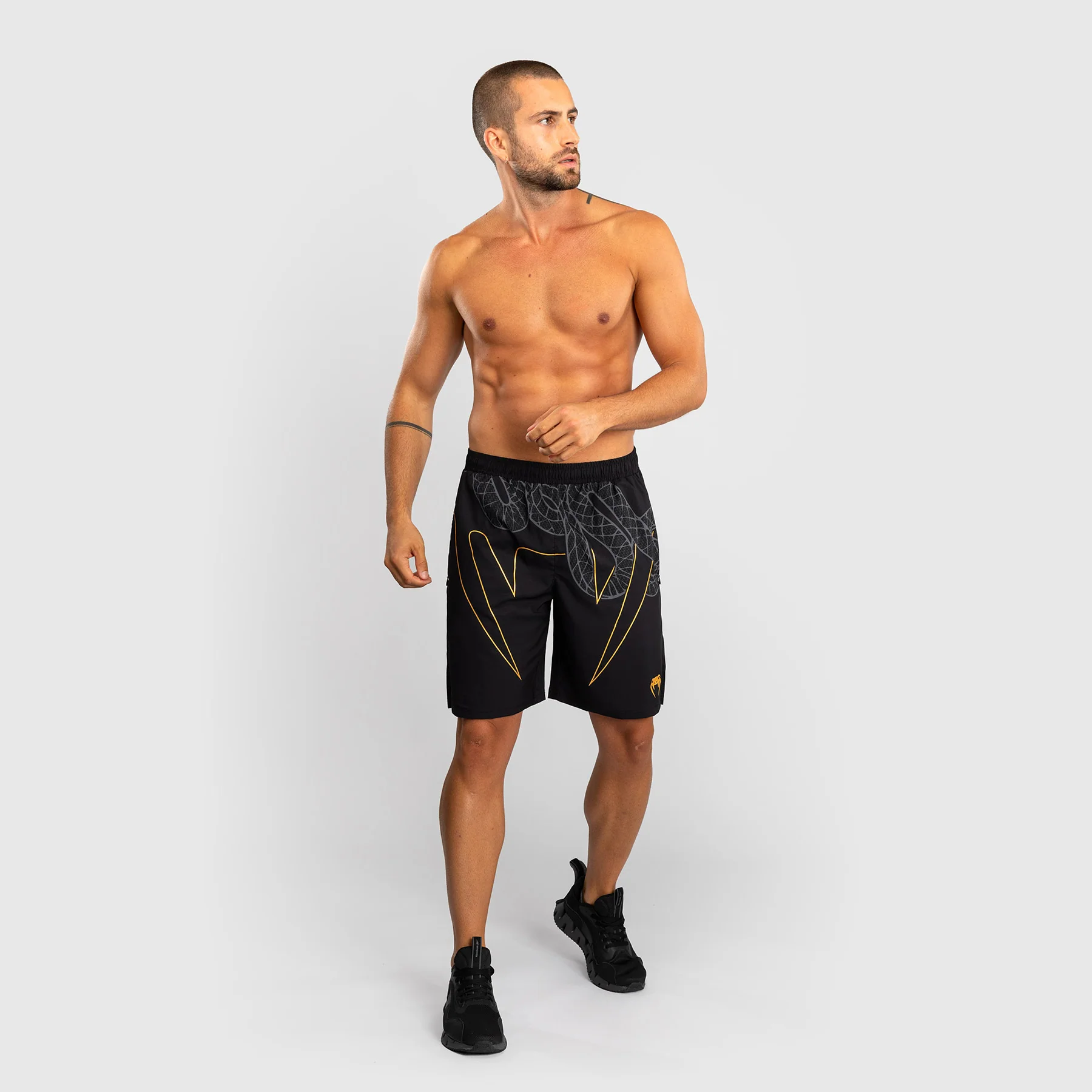 Pantalones cortos de entrenamiento Venum Serpenti Negro - Image 4